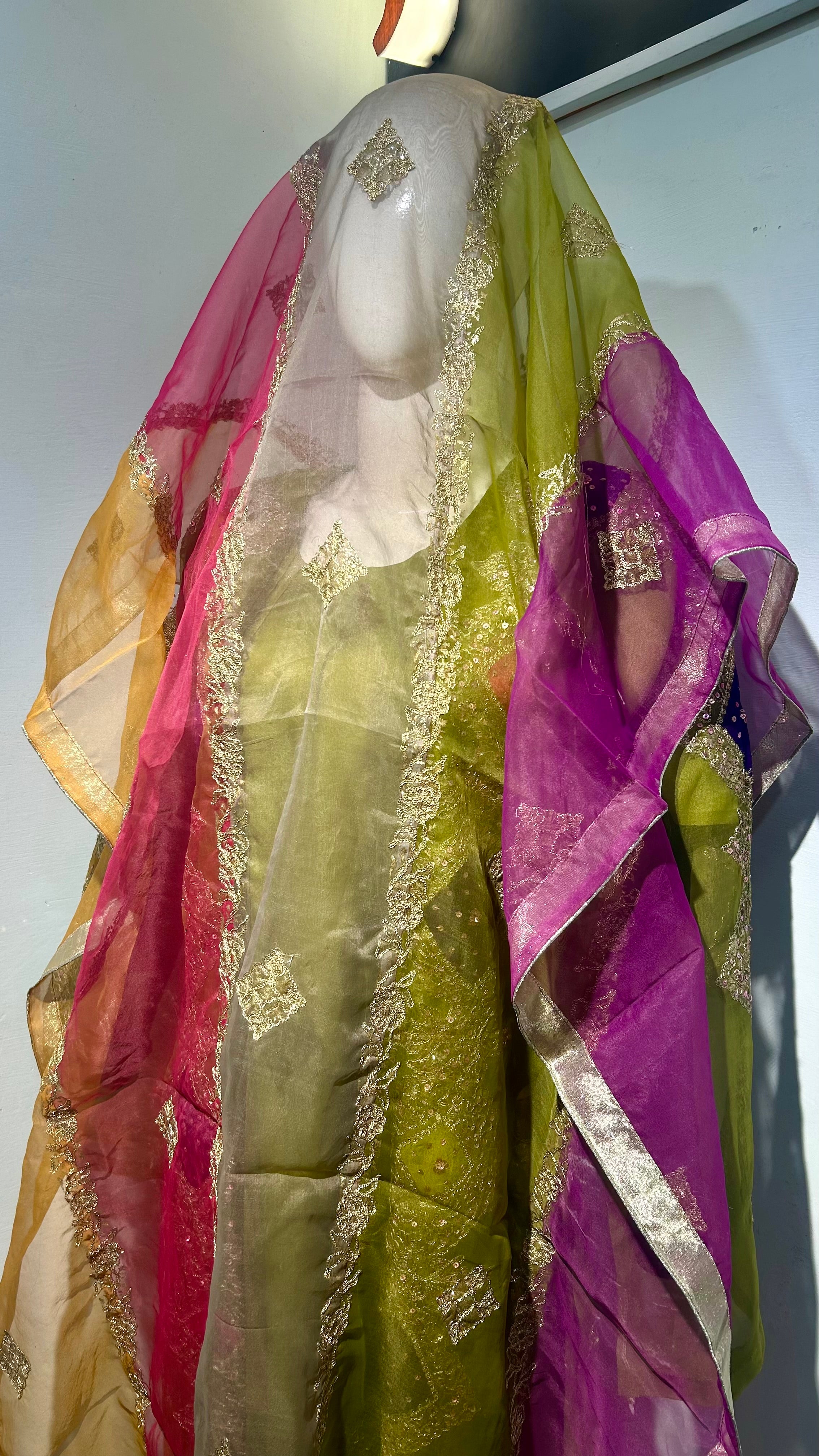 Zehra-e-gul’ moungia 3pc