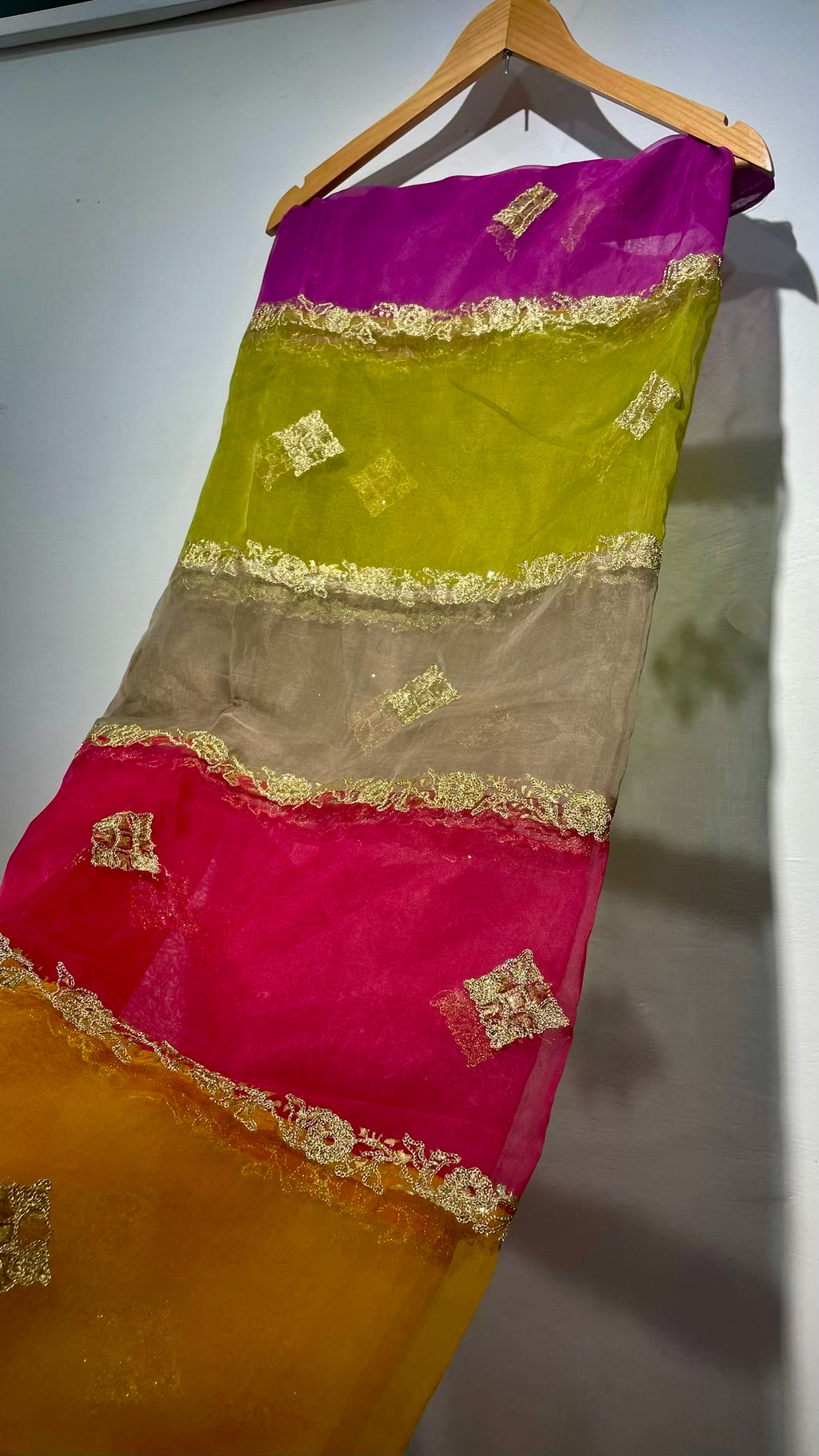 Zehra-e-gul’ moungia 3pc